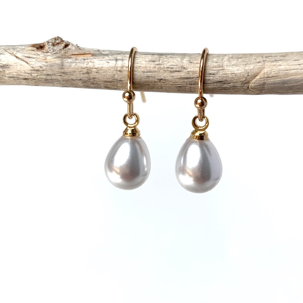 Pearl Drop Earrings Nwt 25$